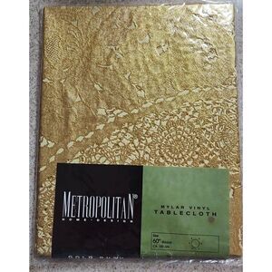 METROPOLITAN HOME DESIGN GOLD RUSH Mylar Vinyl Tablecloth NIP 60" ROUND Holiday